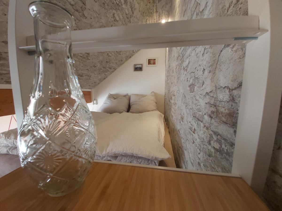 Tova Cologne Apartment Фрехен Екстериор снимка