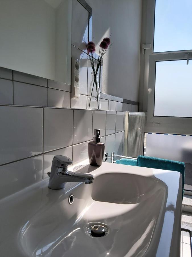 Tova Cologne Apartment Фрехен Екстериор снимка