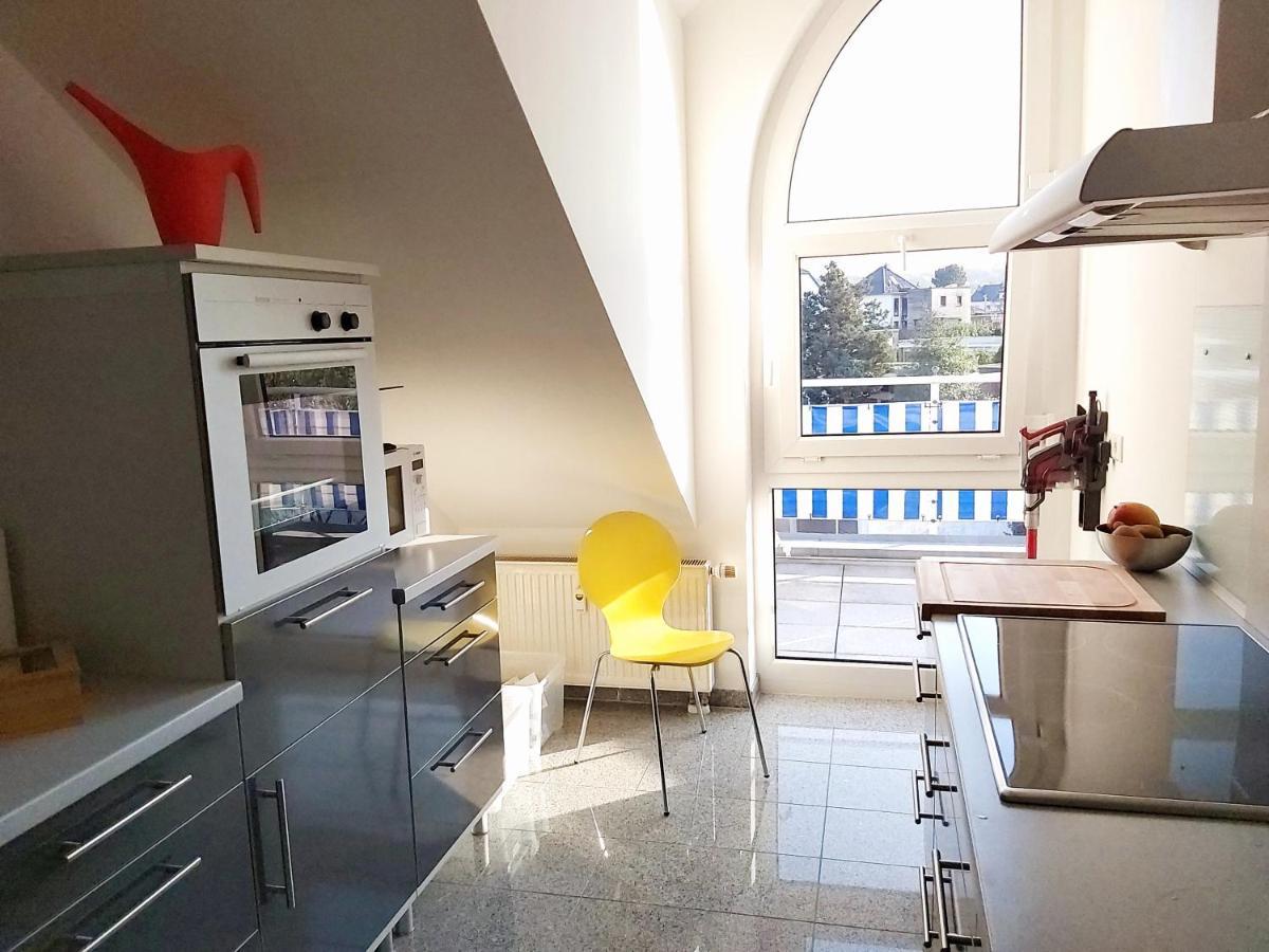Tova Cologne Apartment Фрехен Екстериор снимка